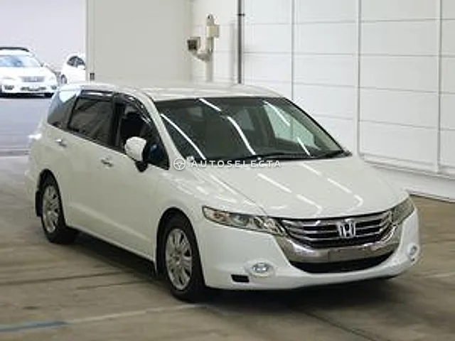 Honda Odyssey 2013, auction grade 3.5