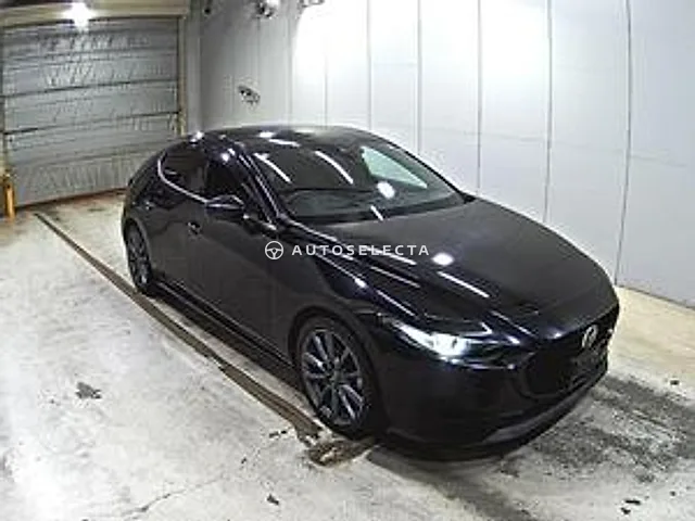 Mazda MAZDA3 Fastback 2019, auction grade 4