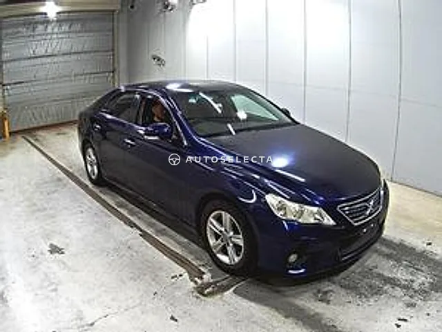 Toyota Mark X 2011, auction grade 3.5
