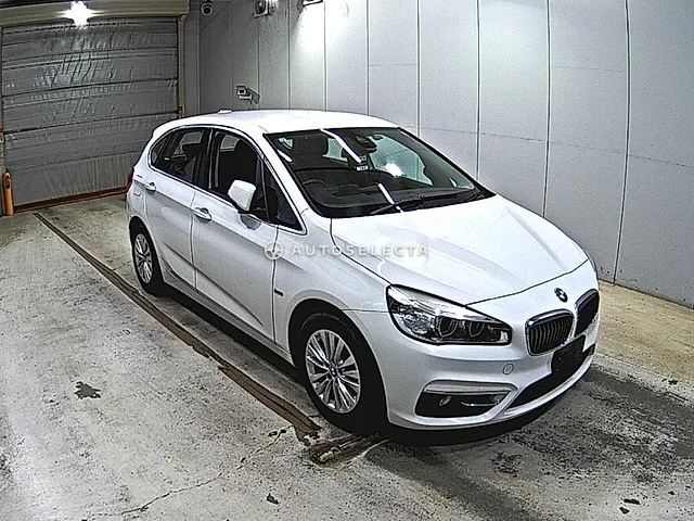 BMW 2 Series 2017, auction grade 4.5