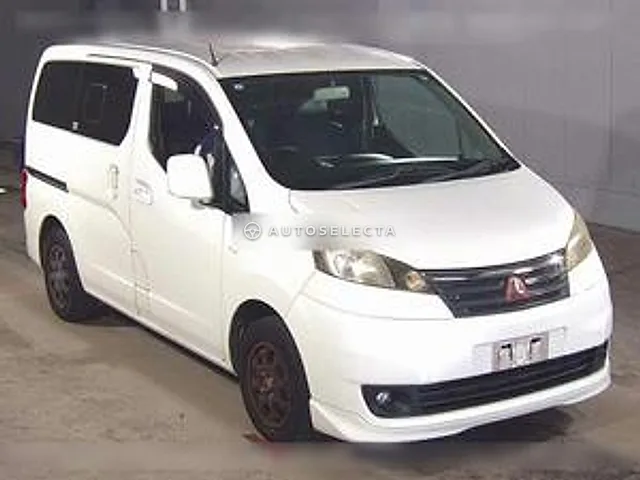 Mitsubishi Delica D:3 2011, auction grade 3.5