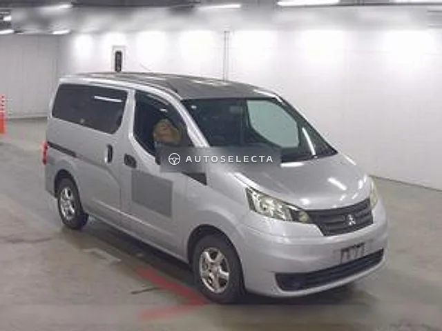 Mitsubishi Delica Van 2015, auction grade 4