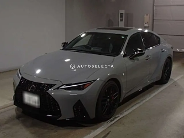 Lexus IS 2023, auction grade 3.5