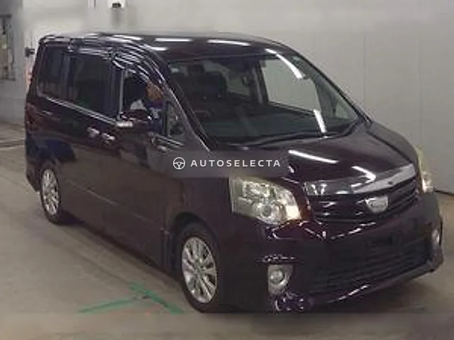 Toyota Noah 2011, auction grade 3.5