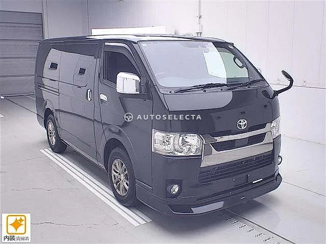 Toyota Hiace 2020, auction grade 3.5