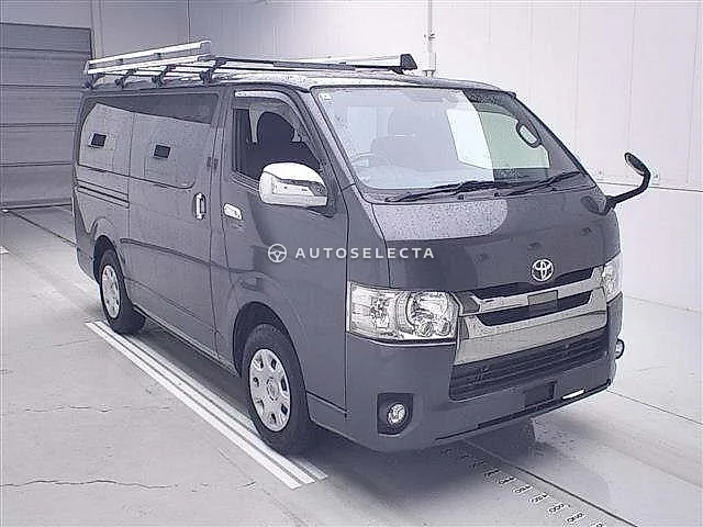 Toyota Hiace 2019, auction grade 3.5