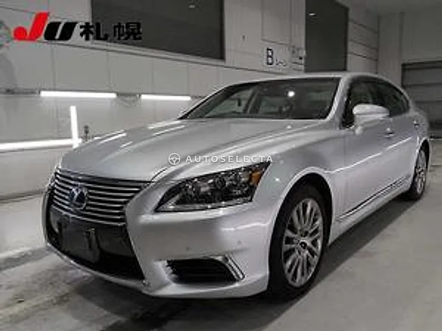 Lexus LS 2015, auction grade 3.5