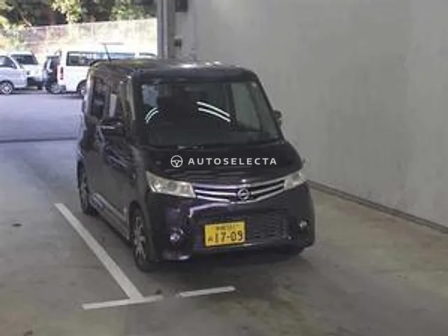 Nissan Roox 2012, auction grade 3.5