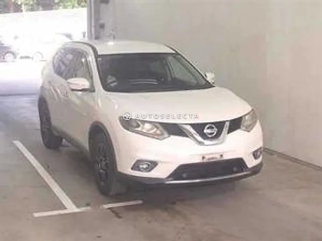 Nissan X-Trail 2015, auction grade R