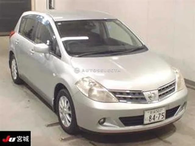 Nissan Tiida 2012, auction grade 3.5