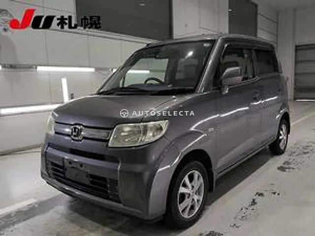 Honda Zest 2007, auction grade R