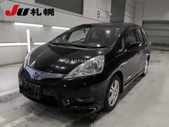 Honda Fit Shuttle 2011, auction grade R