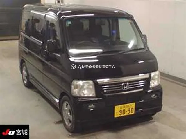 Honda Vamos 2010, auction grade 3