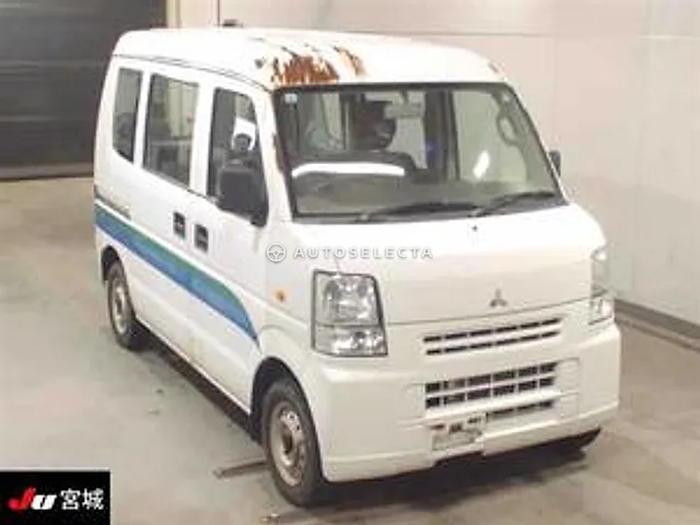 Mitsubishi Minicab 2014, auction grade R