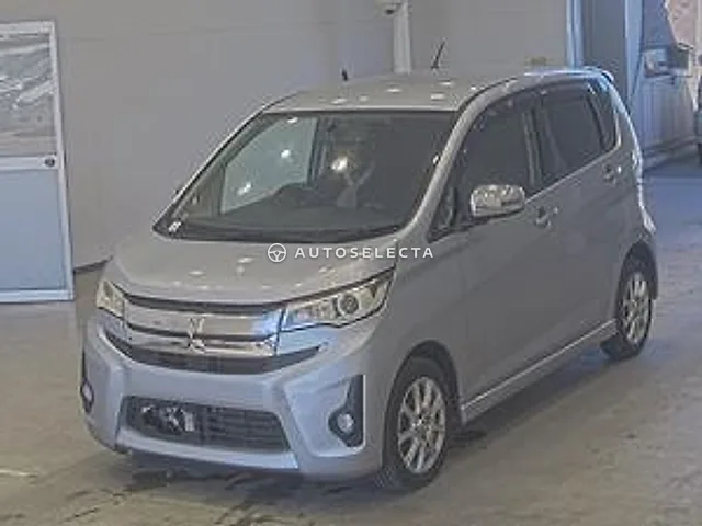 Mitsubishi eK Custom 2013, auction grade 3