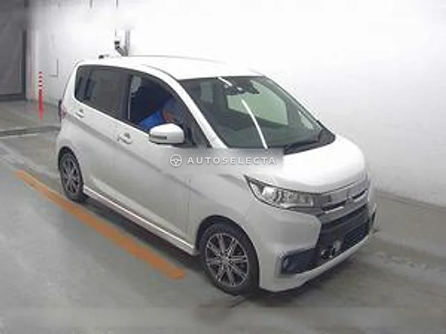 Mitsubishi eK Custom 2017, auction grade 3