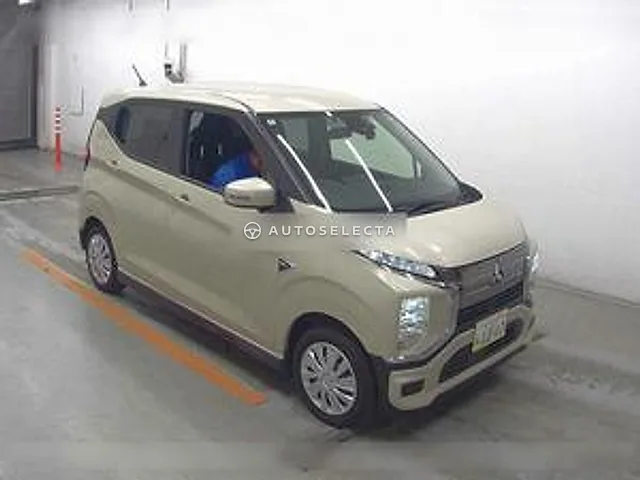 Mitsubishi eK X EV 2022, auction grade 4.5