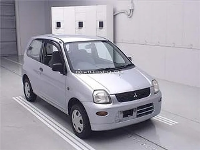 Mitsubishi Minica 2008