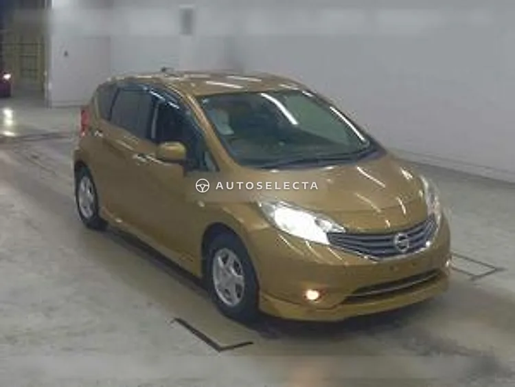 Nissan Note 2012, photo 1 of 1