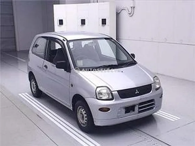 Mitsubishi Minica 2010