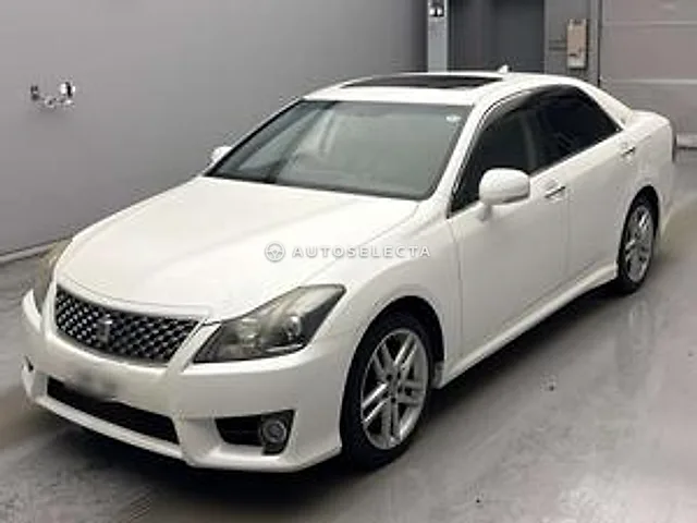 Toyota Crown 2010, auction grade 4