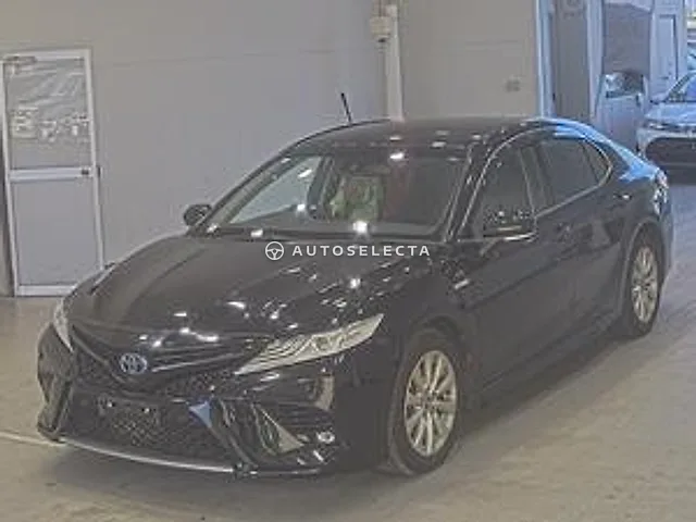 Toyota Camry 2019, auction grade 3.5