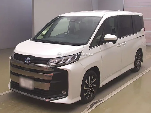 Toyota Noah 2022, auction grade 4