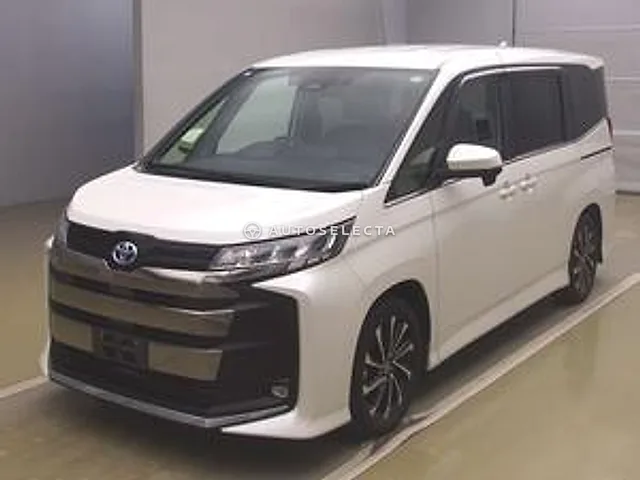 Toyota Noah 2023, auction grade 4.5