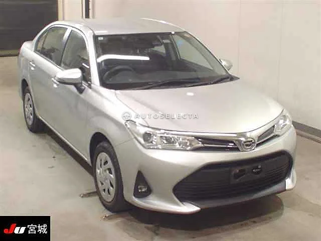 Toyota Corolla Axio 2021, auction grade 3.5