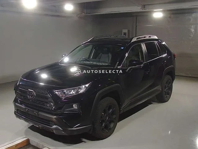 Toyota RAV4 2021, auction grade 3.5