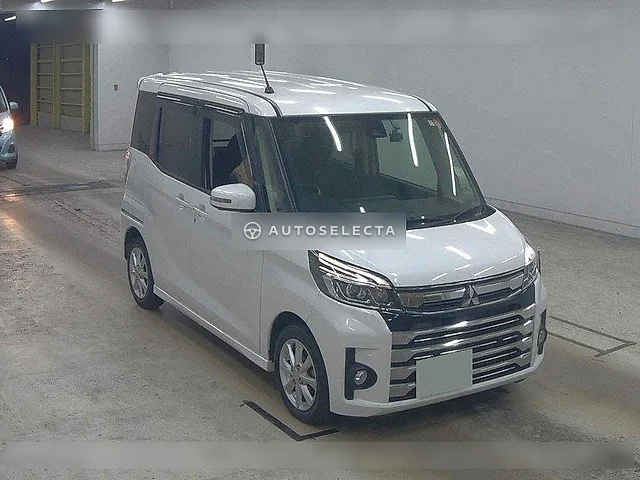 Mitsubishi eK Space Custom 2018, auction grade R