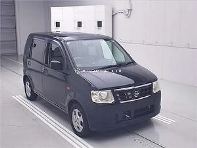 Nissan Otti 2009, auction grade 3.5