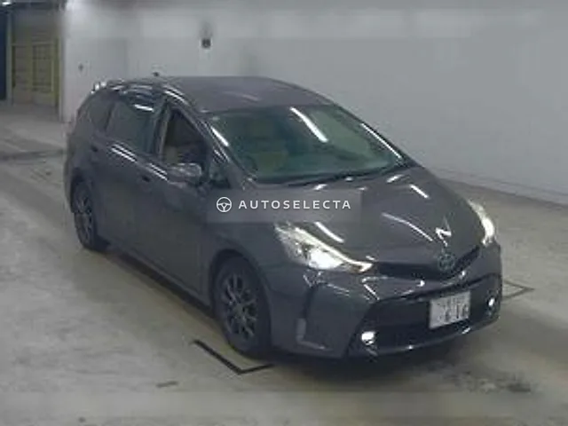 Toyota Prius Alpha 2016, auction grade 3.5