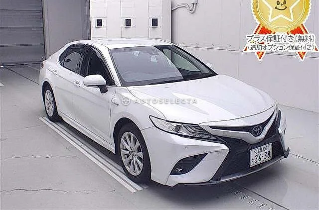 Toyota Camry 2019, auction grade 4
