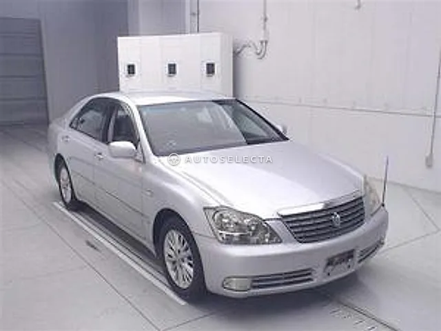 Toyota Crown 2006, auction grade 3.5
