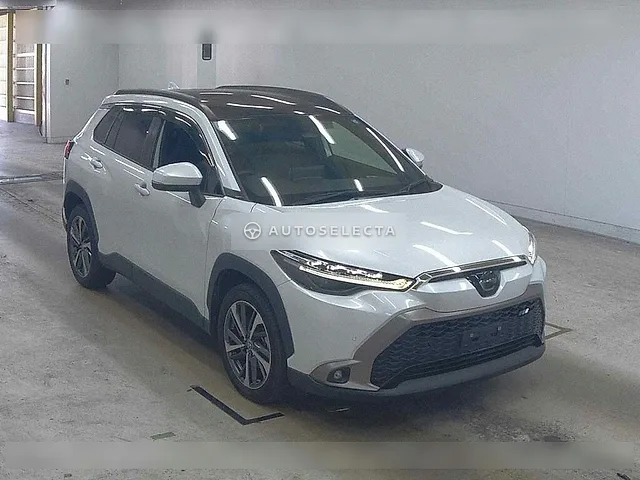 Toyota Corolla Cross 2024, auction grade 6