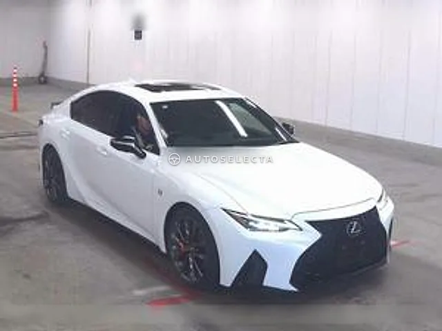 Lexus IS 2022, auction grade 5