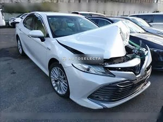 Toyota Camry 2019