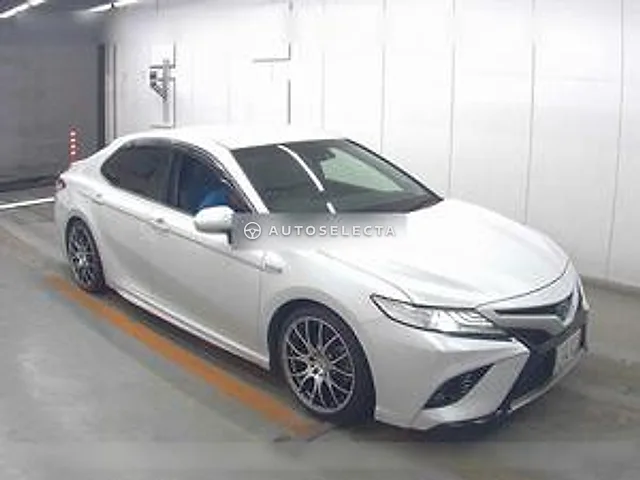 Toyota Camry 2018, auction grade 3.5