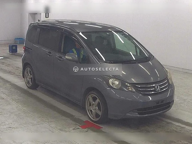 Honda Freed 2010, auction grade 3.5