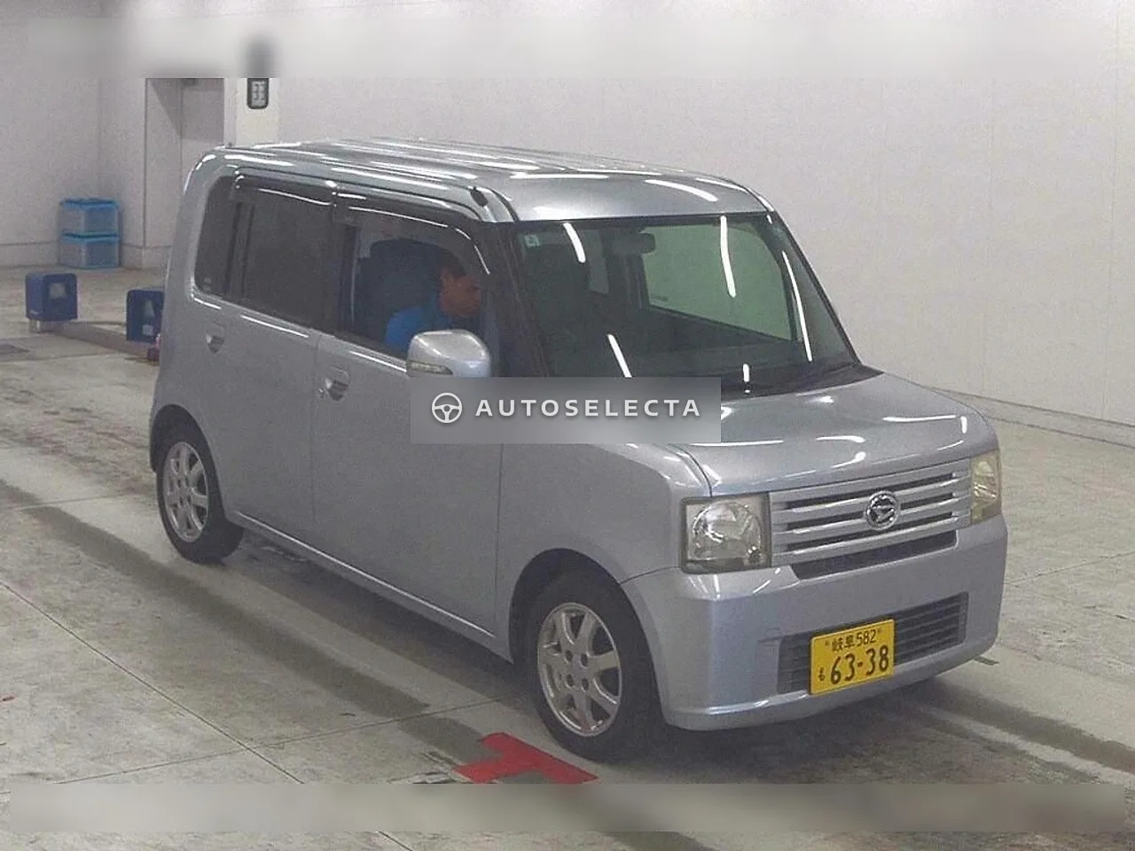 Daihatsu Move Conte 2009, photo 1 of 1