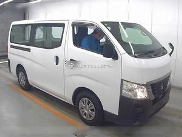 Nissan Caravan Van 2022, auction grade 4