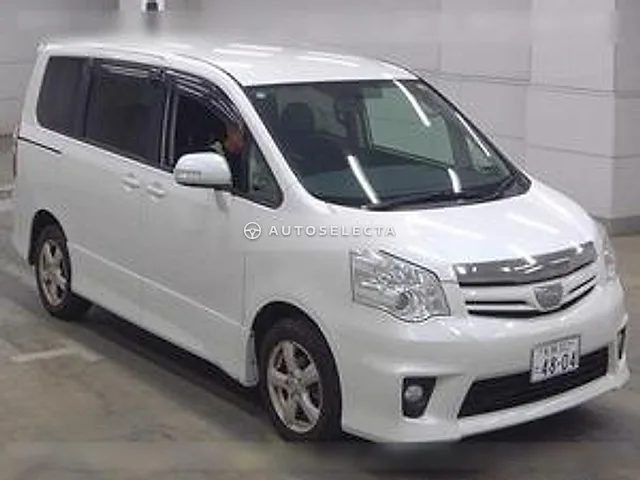 Toyota Noah 2012, auction grade 4