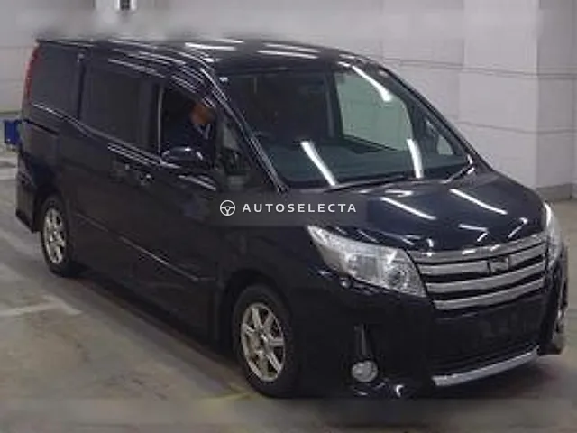 Toyota Noah 2014, auction grade 3.5