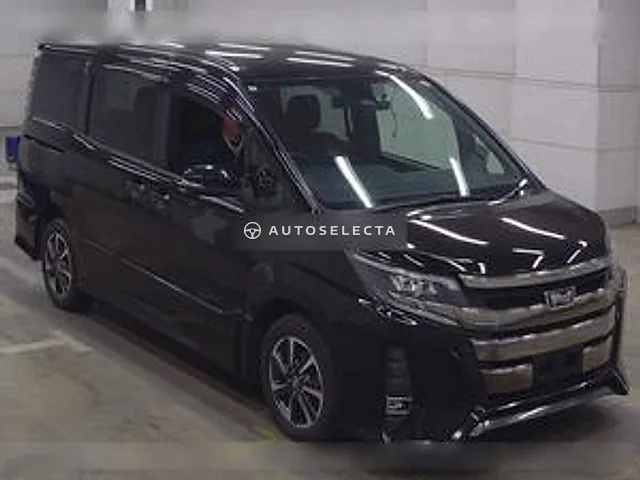 Toyota Noah 2017, auction grade 3
