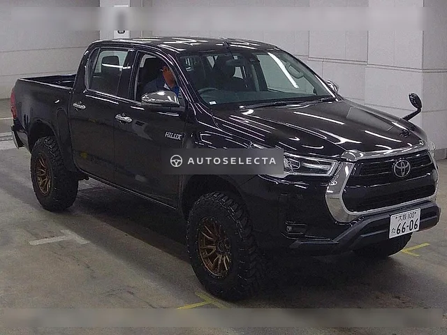 Toyota Hilux 2023, auction grade 4