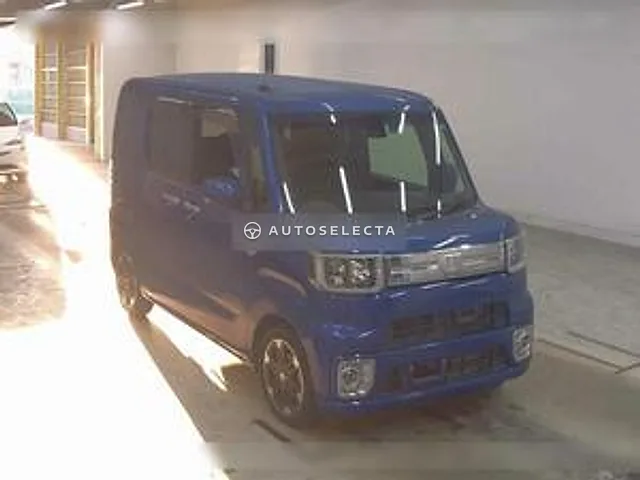 Daihatsu Wake 2017, auction grade 3.5