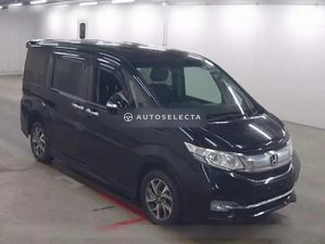Honda Stepwgn Spada 2015, auction grade 4