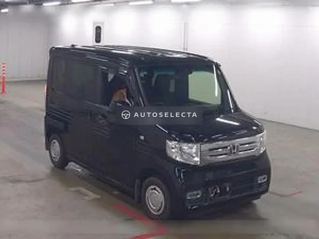 Honda N-VAN Plus Style 2018, auction grade R