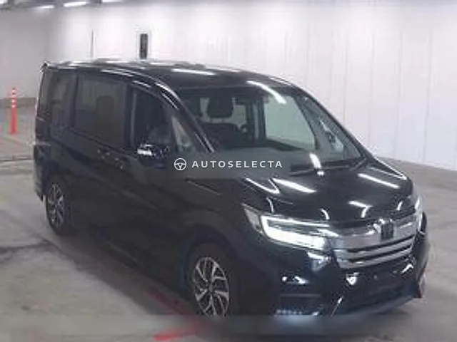 Honda Stepwgn Spada 2021, auction grade 4